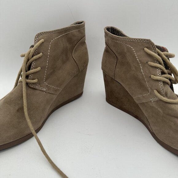 Suede Lace-Up Wedge Ankle Boots In Taupe Route 66 Chic Comfort Footwear - Picture 3 of 8